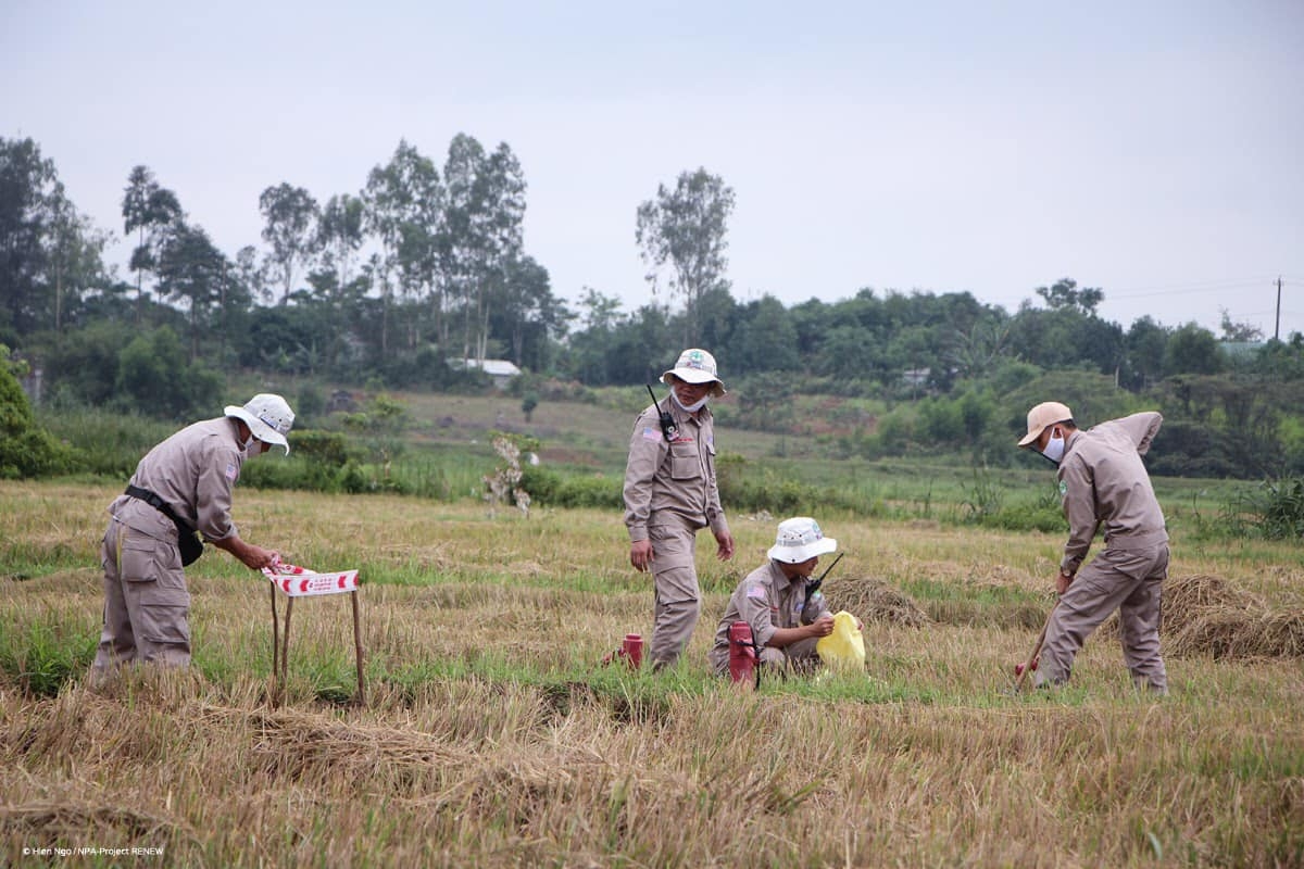 NPA-RENEW di dời và phá hủy 231 vật liệu nổ tại Quảng Trị npa renew giup di doi va pha huy 231 vat lieu no tai quang tri