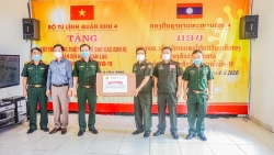 video trung quoc dung may bay cho hang lon nhat the gioi mang do cuu tro giup ukraine chong covid 19