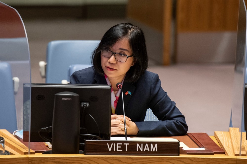 Việt Nam khẳng định chính sách không phổ biến vũ khí hạt nhân, giải trừ quân bị Việt Nam khẳng định chính sách không phổ biến vũ khí hạt nhân, giải trừ quân bị