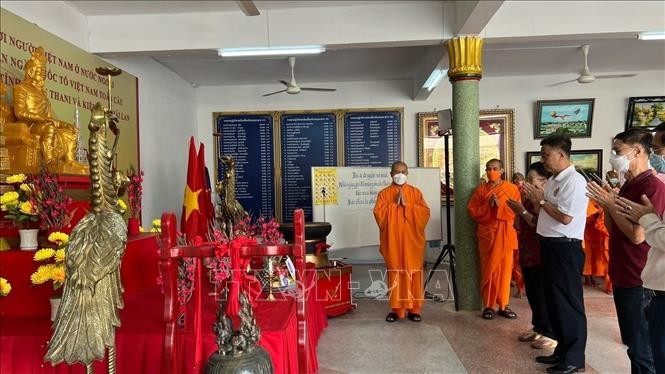 Người Việt tại nhiều quốc gia tưởng nhớ các Vua Hùng Người Việt tại nhiều quốc gia tưởng nhớ các Vua Hùng