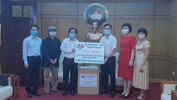 hoi huu nghi viet phap thanh pho ha noi ung ho 10000 khau trang y te giup phong chong dich covid 19