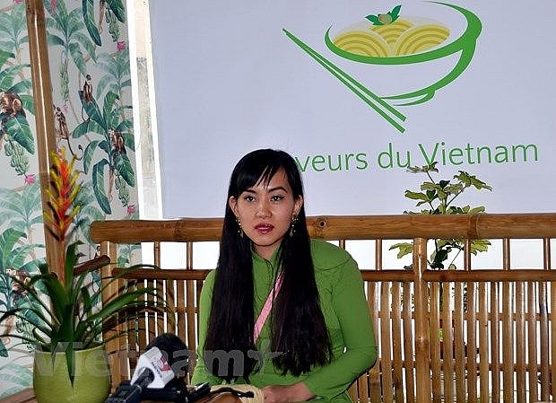 Nhiều hoạt động chung tay giúp nước sở tại chống COVID-19 của người Việt tại Thụy Sỹ nguoi viet tai thuy sy co nhieu hoat dong chung tay giup nuoc so tai chong covid 19