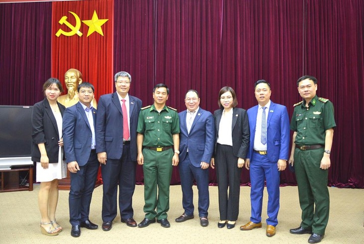 VKBIA trao 5.000 khẩu trang và nhiều vật tư y tế giúp tỉnh Lai Châu chống COVID-19 vkbia trao 5000 khau trang va nhieu vat tu y te giup tinh lai chau chong covid 19
