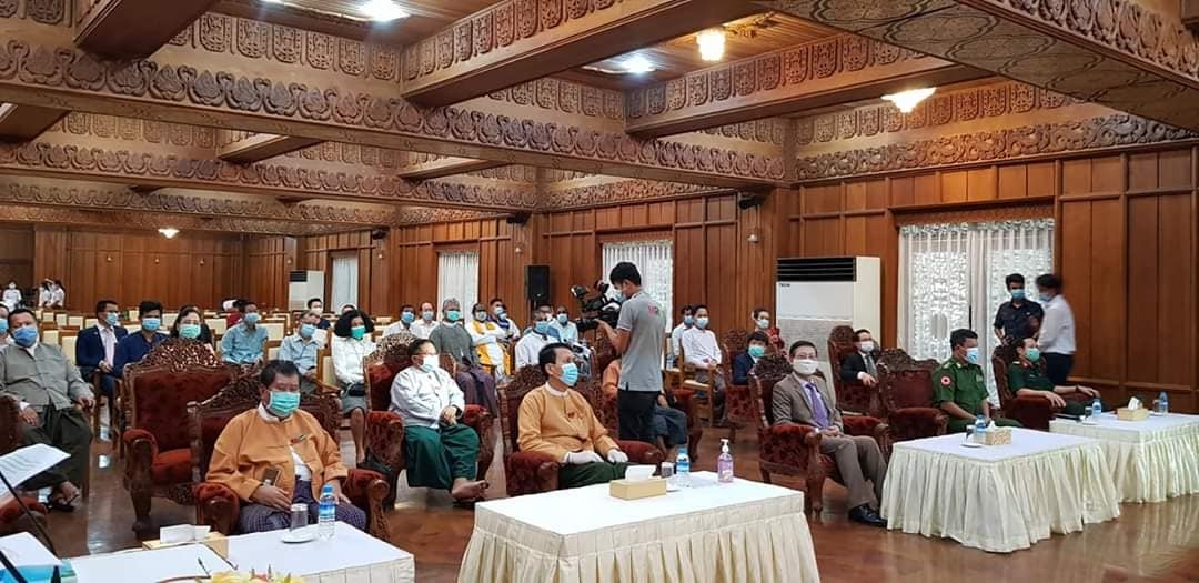 Người Việt tại Myanmar ủng hộ 7.5 triệu kyat giúp người dân vùng Yangon chống COVID-19 nguoi viet tai myanmar ung ho 75 trieu kyat giup nguoi dan vung yangon chong covid 19