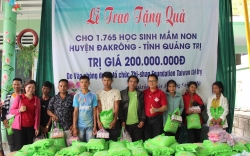 zhishan foundation trao 1765 suat qua cho hoc sinh mam non huyen dakrong tinh quang tri