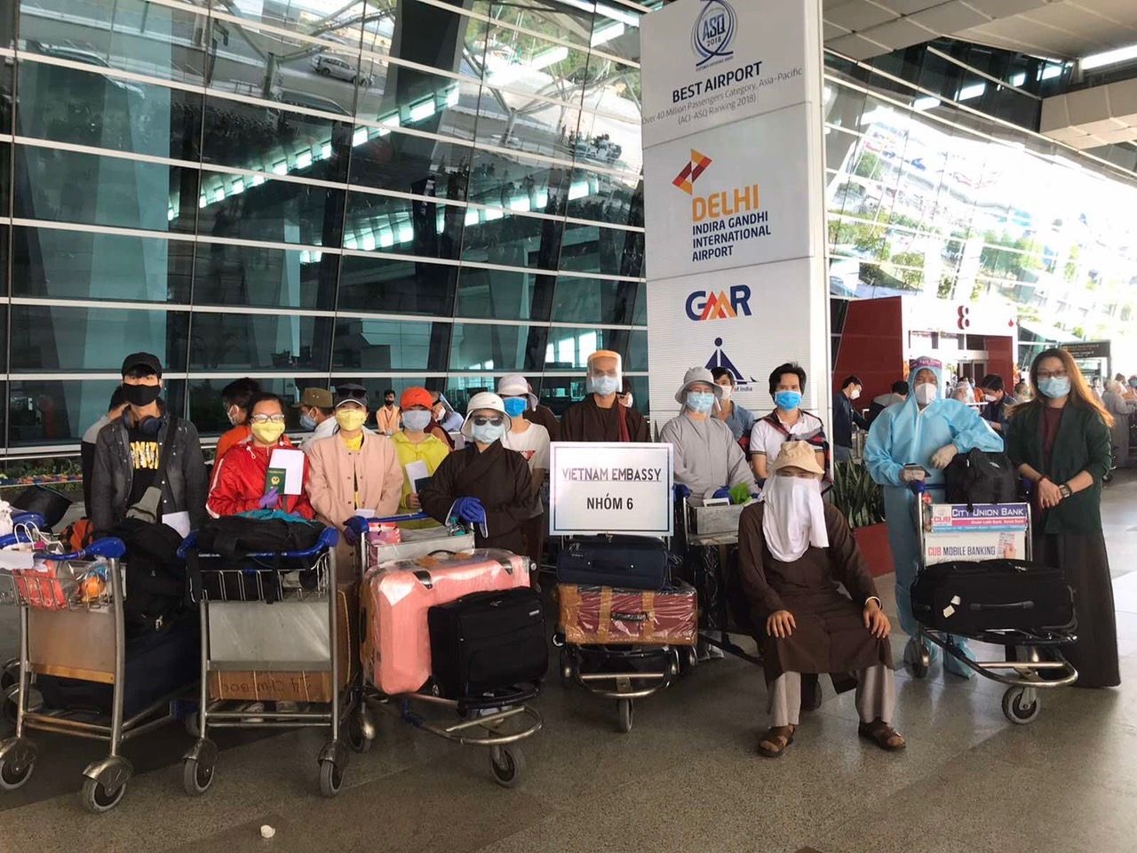 Gần 340 công dân Việt Nam từ Ấn Độ đã về nước an toàn gan 340 cong dan viet nam tu an do da ve nuoc an toan