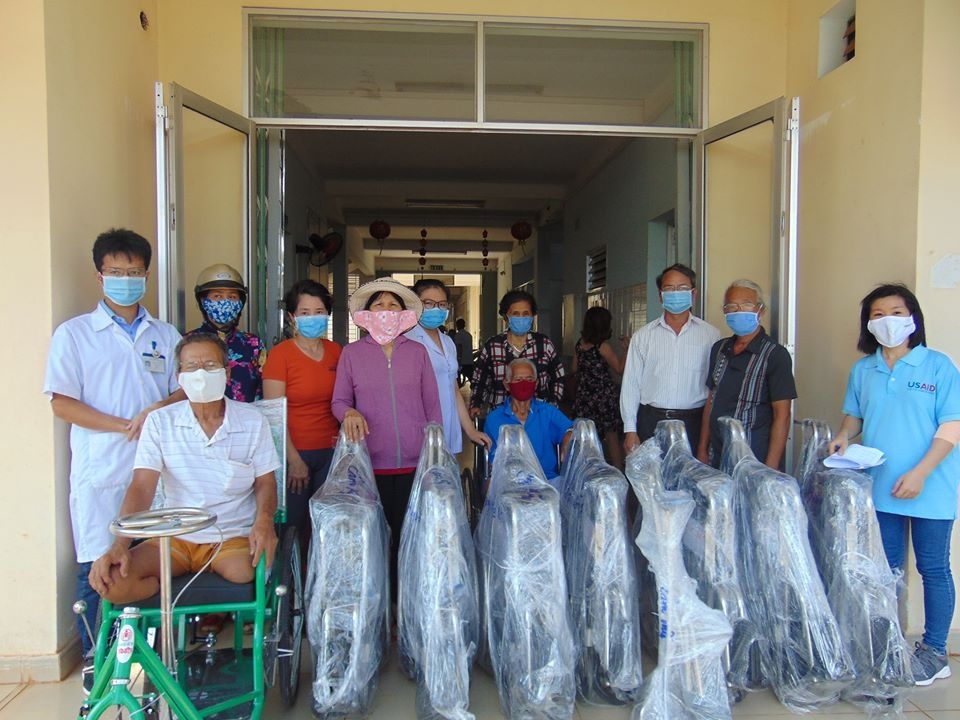 vnah ho tro cac thiet bi giup 28 benh nhan tai trung tam y te huyen cam my tinh dong nai vuot kho