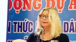 tinh hoa binh trien khai mo hinh lang que an toan cho phu nu va tre em