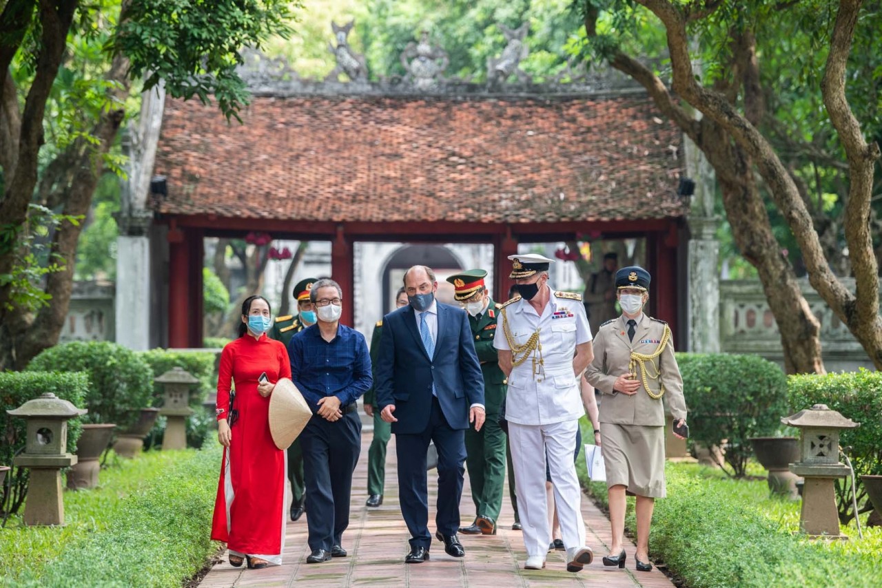 Phát huy vai trò, nâng cao hiệu quả công tác đối ngoại nhân dân - một trụ cột của nền ngoại giao Việt Nam toàn diện, hiện đại
