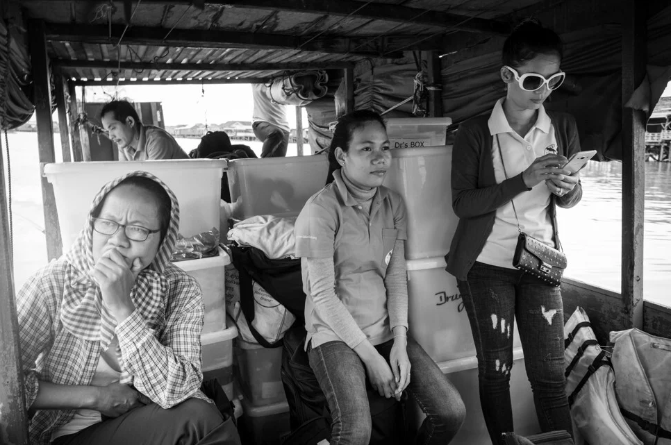 Phòng khám nổi Peam Bang tại Biển Hồ phong kham noi peam bang tai bien ho