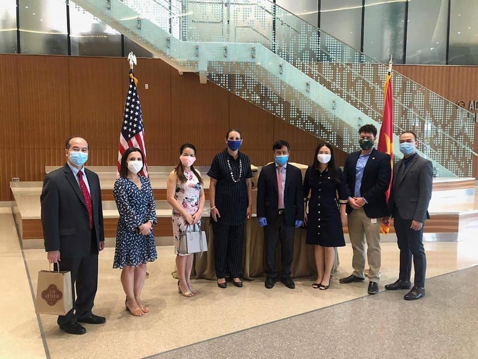 Thành phố San Antonio đang chịu ảnh hưởng nặng nề do COVID-19. thanh pho san antonio dang chiu anh huong nang ne do covid 19