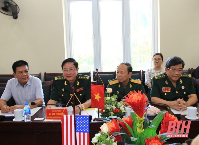 Lãnh đạo Hội Cựu chiến binh tỉnh phát biểu tại buổi giao lưu (Ảnh: Baothanhhoa) lanh dao hoi cuu chien binh tinh phat bieu tai buoi giao luu anh baothanhhoa