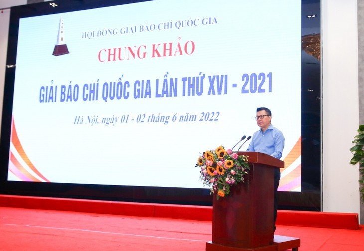 152 tác phẩm vào vòng chung khảo Giải Báo chí quốc gia lần thứ 16 152 tác phẩm vào vòng chung khảo Giải Báo chí quốc gia lần thứ 16