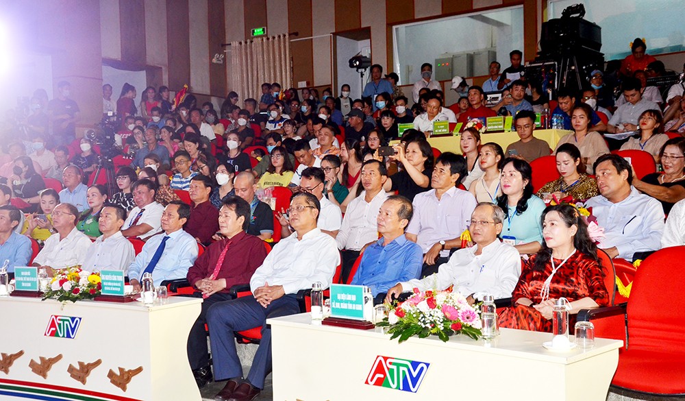 27 đơn vị tham gia hội thi múa không chuyên toàn quốc năm 2022 27 đơn vị tham gia hội thi múa không chuyên toàn quốc năm 2022