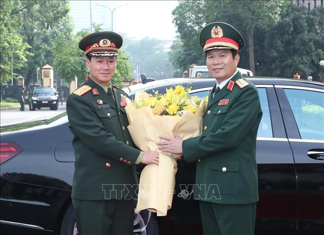 Tổng Tham mưu trưởng Quân đội nhân dân Lào thăm chính thức Việt Nam Tổng Tham mưu trưởng Quân đội nhân dân Lào thăm chính thức Việt Nam