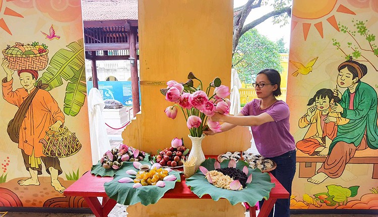 Tết Đoan Ngọ trong nghi lễ dân gian của người Việt Tết Đoan Ngọ trong nghi lễ dân gian của người Việt