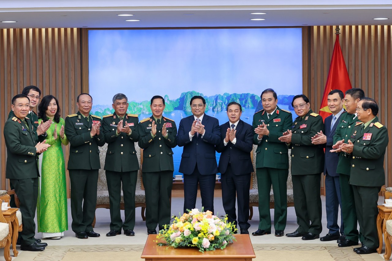 Thủ tướng Phạm Minh Chính tiếp Tổng Tham mưu trưởng QĐND Lào Thủ tướng Phạm Minh Chính tiếp Tổng Tham mưu trưởng QĐND Lào