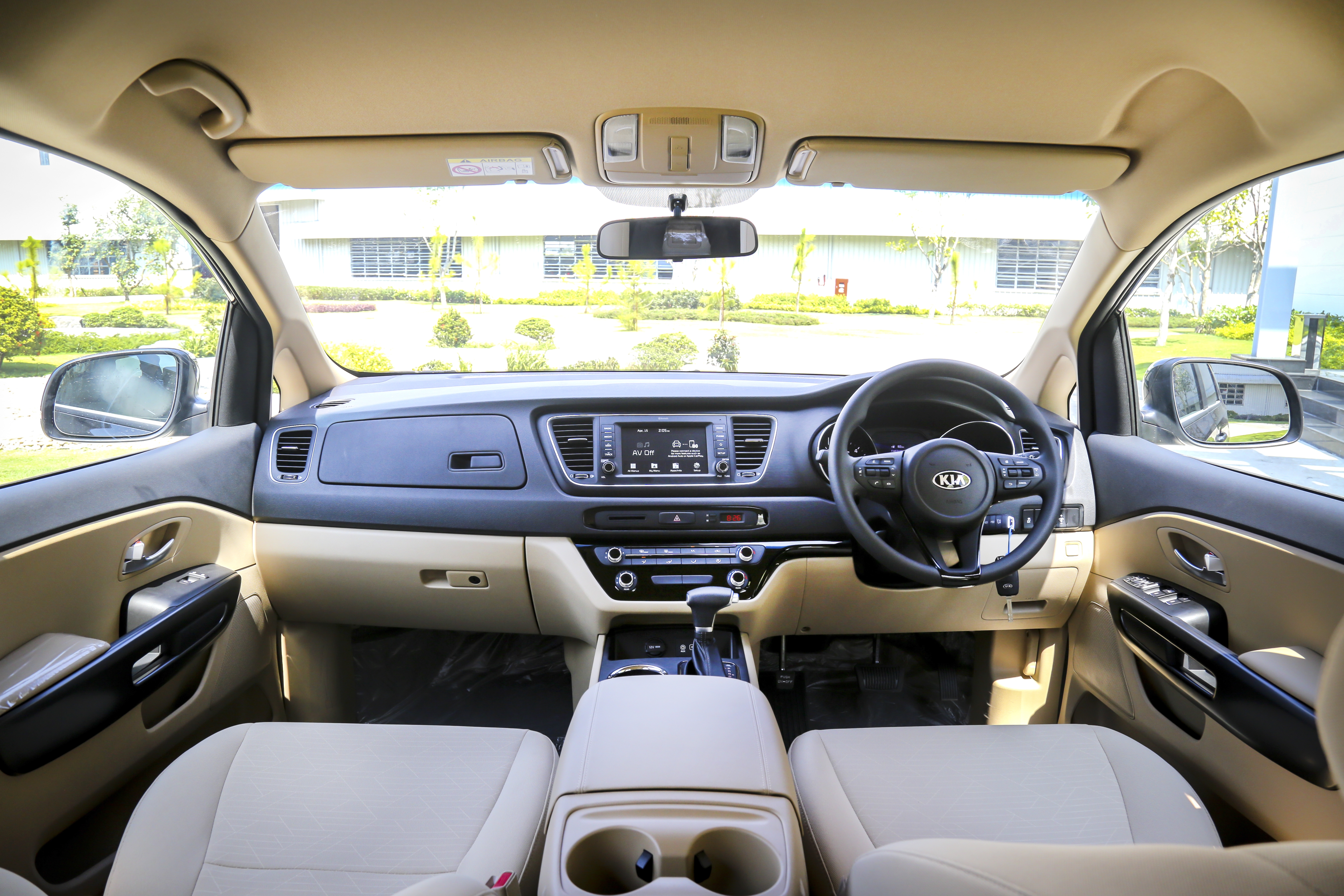 Nội thất xe Kia Grand Carnival. noi that xe kia grand carnival