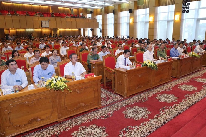 Quang cảnh hội nghị. quang canh hoi nghi