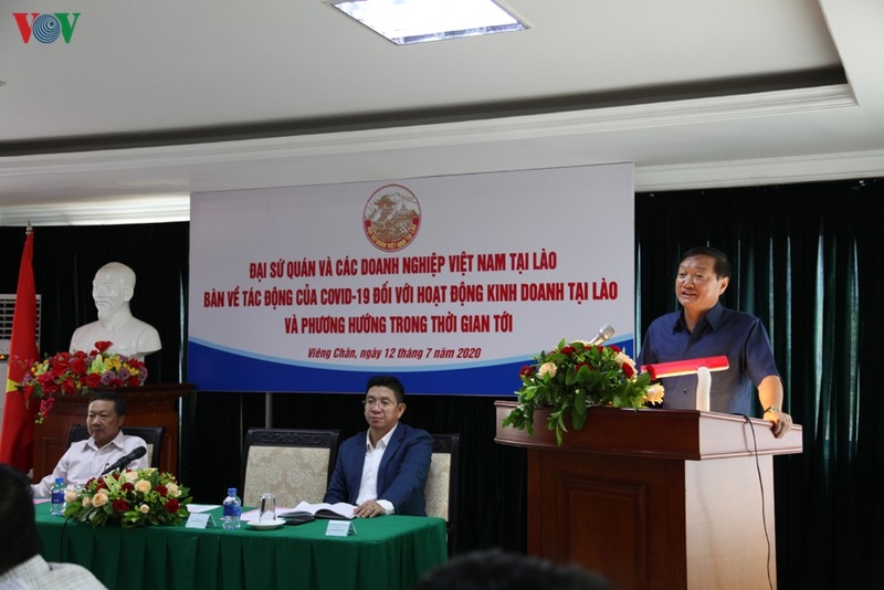 Đại sứ Việt Nam tại Lào Nguyễn Bá Hùng phát biểu tại buổi tọa đàm (Ảnh: VOV) dai su viet nam tai lao nguyen ba hung phat bieu tai buoi toa dam anh vov