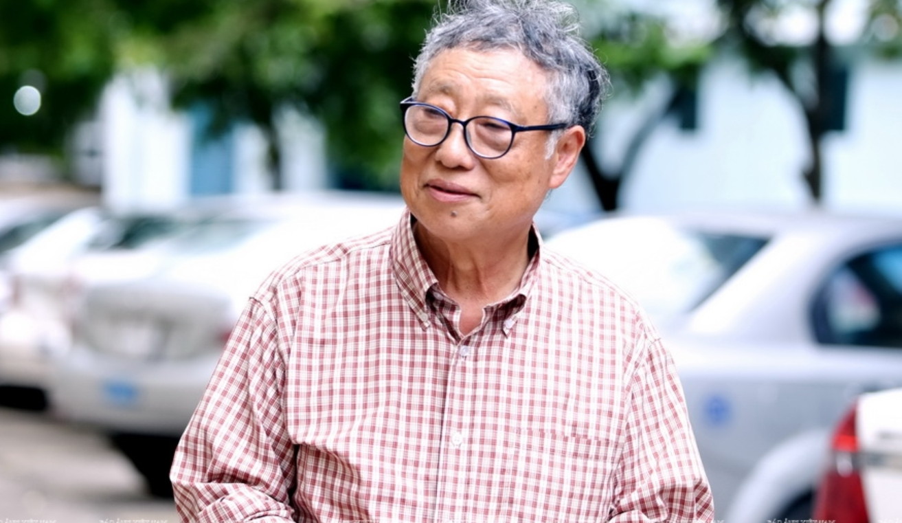 TS Obikane Yasuo, chuyên gia giàu kinh nghiệm trong lĩnh vực kĩ thuật cơ khíbvà hàng không vũ trụ, hiện đang làm việc tại trường Cao đẳng Công nghiệp Huế (Ảnh: Baoanhvietnam) ts obikane yasuo chuyen gia giau kinh nghiem trong linh vuc ki thuat co khibva hang khong vu tru hien dang lam viec tai truong cao dang cong nghiep hue anh baoanhvietnam