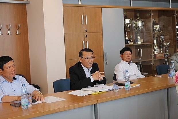 Ông Nguyễn Duy Nhiên - Chủ tịch Hội người Việt Nam tại Séc phát biểu (Ảnh: Vietnam+) ong nguyen duy nhien chu tich hoi nguoi viet nam tai sec phat bieu anh vietnam