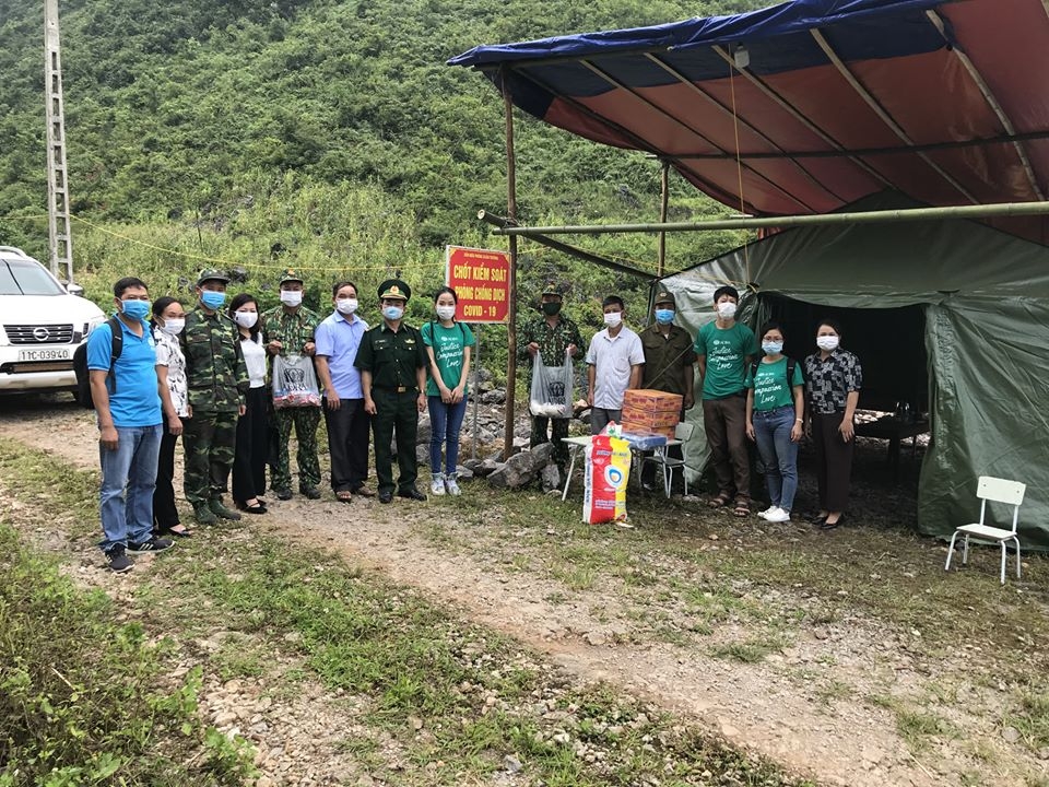 Trong hai ngày 29/7-30/7 ADRA Việt Nam đã trao 250 phần quà tại huyện Bảo Lạc, tỉnh Cao Bằng (Ảnh: ADRA) trong hai ngay 297 307 adra viet nam da trao 250 phan qua tai huyen bao lac tinh cao bang anh adra