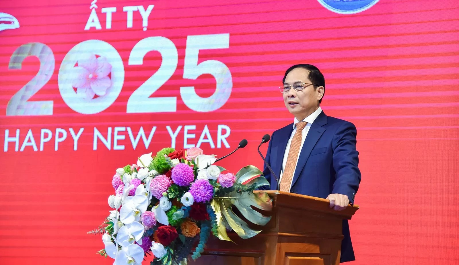 越南将在2025年举办多项重要的多边外交活动 越南将在2025年举办多项重要的多边外交活动