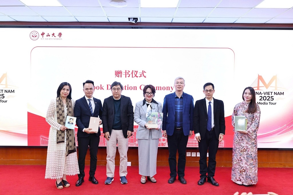 中国学者:加强交流有助于增进越中两国相互理解 中国学者:加强交流有助于增进越中两国相互理解