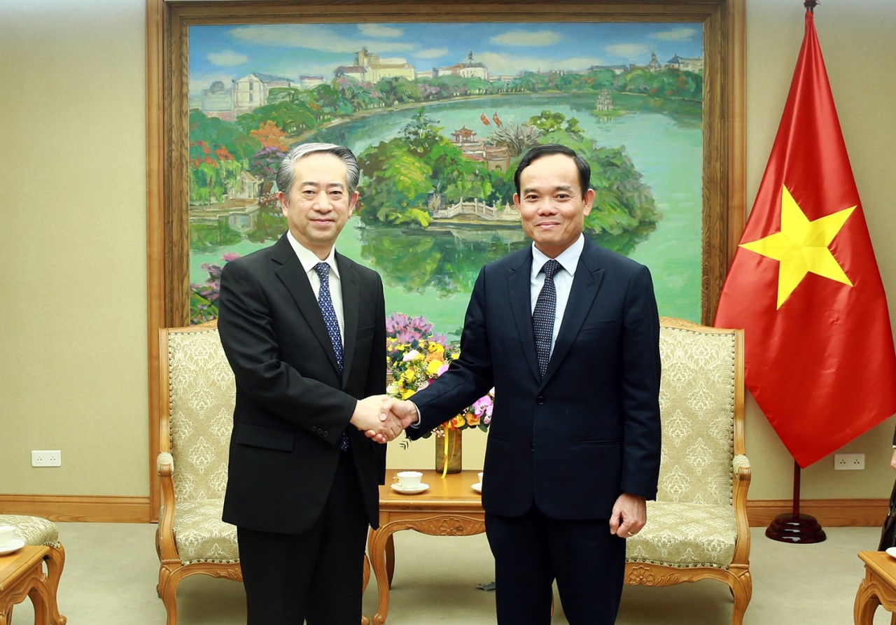 Bản in : 越南政府副总理陈流光会见中国驻越大使熊波 | Vietnam+ (VietnamPlus)