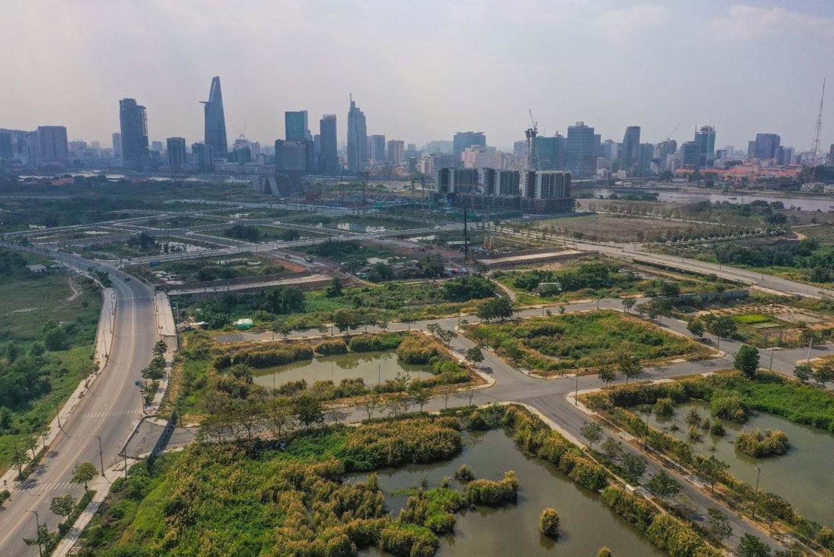 征求海外越南人对土地法（修正案）草案的意见