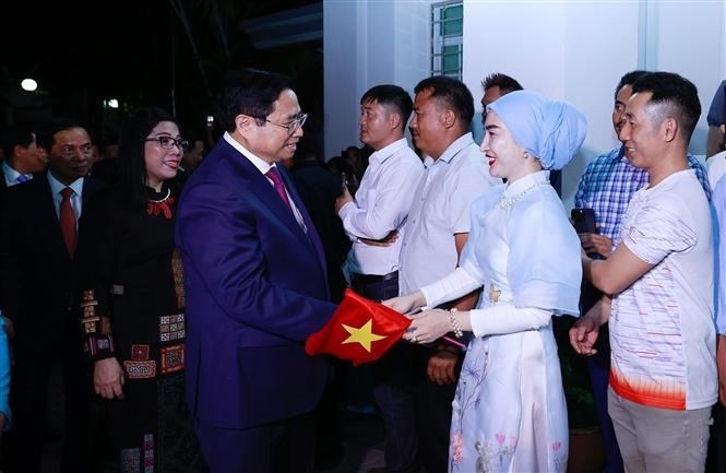 Bản in : 越南政府总理范明政与旅居文莱越南人社群举行见面会 | Vietnam+ (VietnamPlus) Bản in : 越南政府总理范明政与旅居文莱越南人社群举行见面会 | Vietnam+ (VietnamPlus)