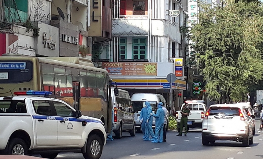 Bản in : 胡志明市对组织外国人非法居留越南案件进行起诉 | Vietnam+ (VietnamPlus)