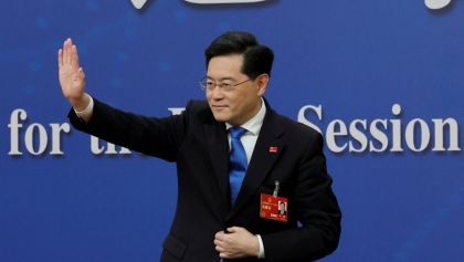 越南领导人向中国国务委员兼外交部长致贺电