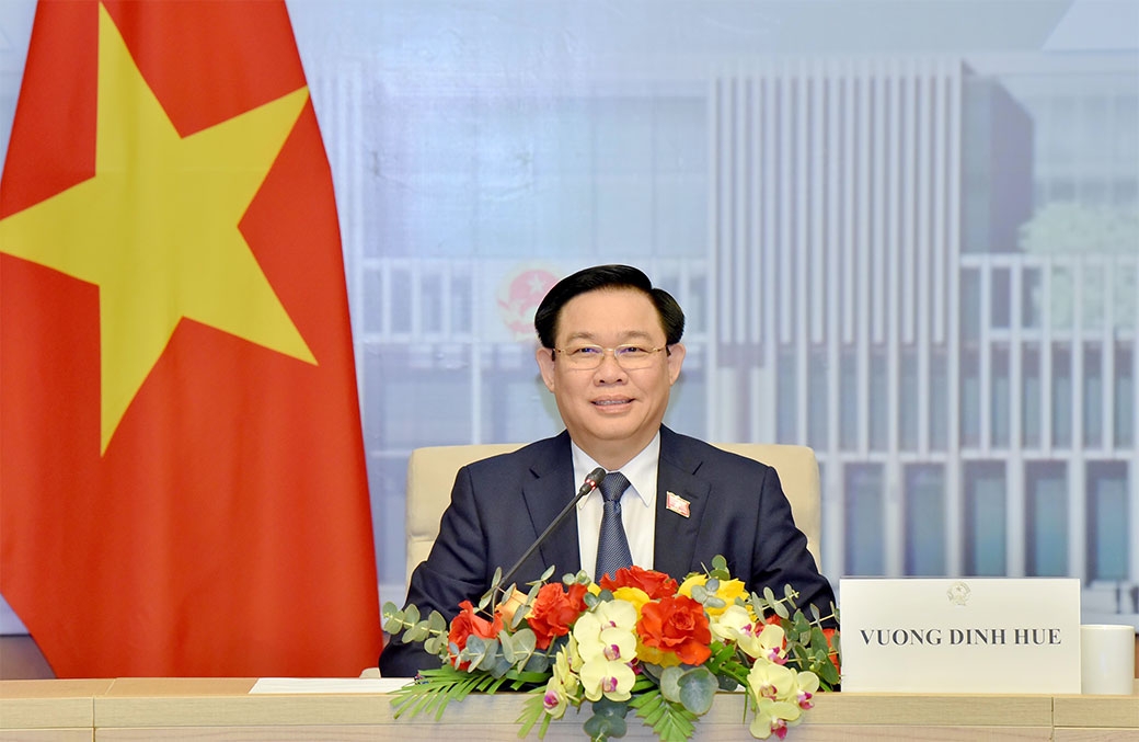 Bản in : 越南国会主席王廷惠与中国全国人大常委会委员长赵乐际举行视频会谈 | Vietnam+ (VietnamPlus)