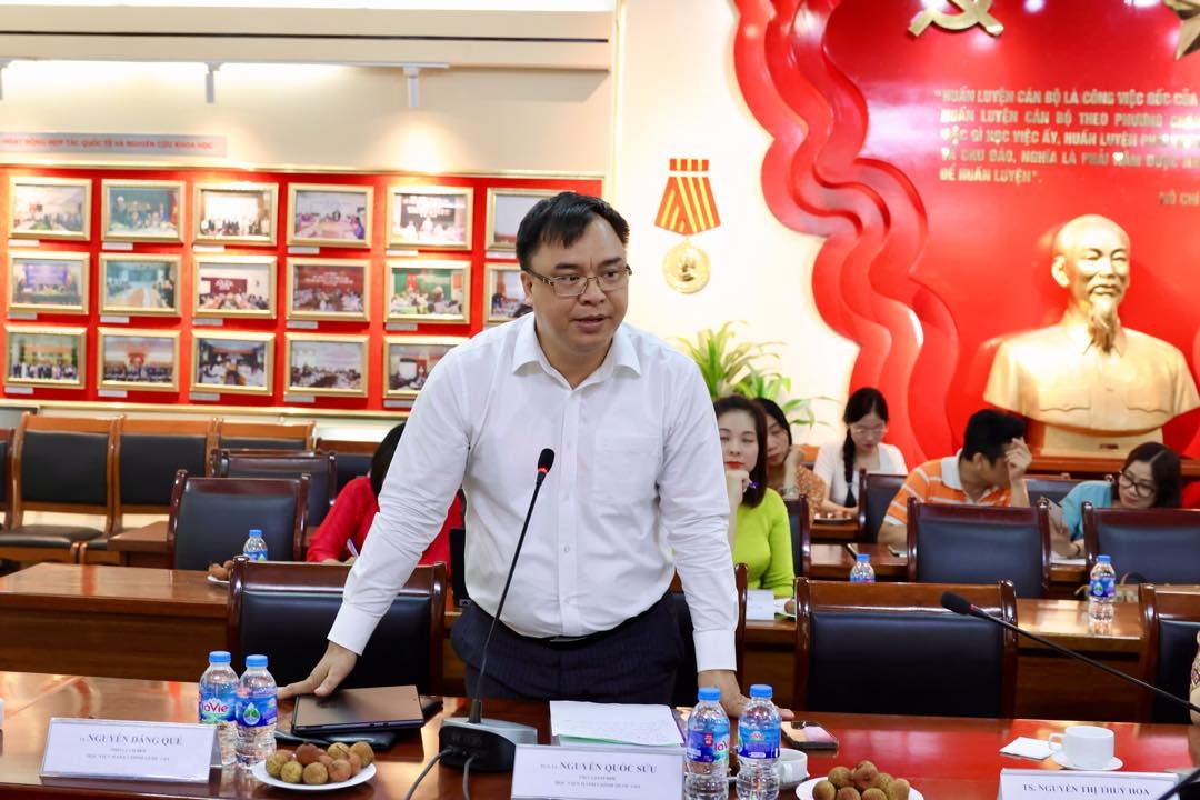 国会和人民议会选举：以正确方式授予权力，使权力沿着正确方向运行