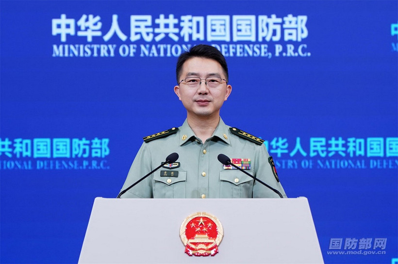 中国-越南推动军事合作 维护地区稳定 Đại tá Tưởng Bân, người phát ngôn Bộ Quốc phòng Trung Quốc. (Nguồn: CMG)