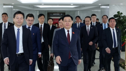 建议上海市继续分享建立自贸试验区运行制度框架的经验