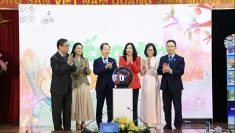 不断在全球越南人社群传播越南语