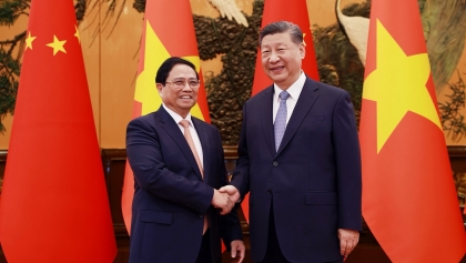 习近平访问越南推动多项合作协议签署