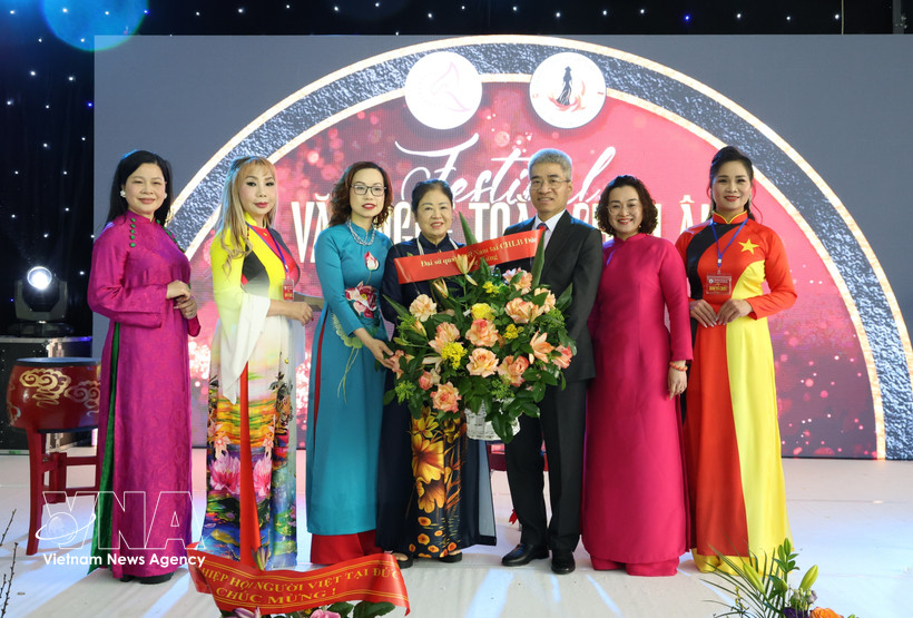 欧洲越南女企业家协会在德国成立 欧洲越南女企业家协会在德国成立