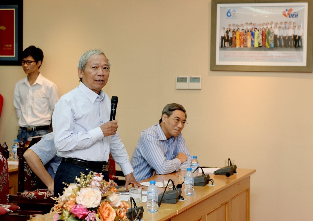 越中经济关系迈入跨越式发展新阶段 Quan hệ kinh tế Việt Nam - Trung Quốc đang bước vào giai đoạn phát triển bứt phá