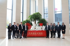 促进越南与中国商品贸易市场合作