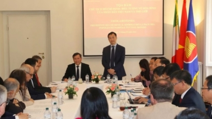 胡志明主席在意大利的行程是加深越意团结的感情纽带