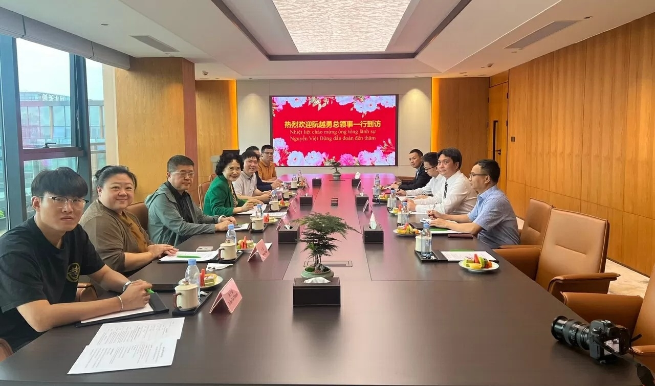 加强越南与中国深圳高校、科研机构与私营企业的合作 加强越南与中国深圳高校、科研机构与私营企业的合作