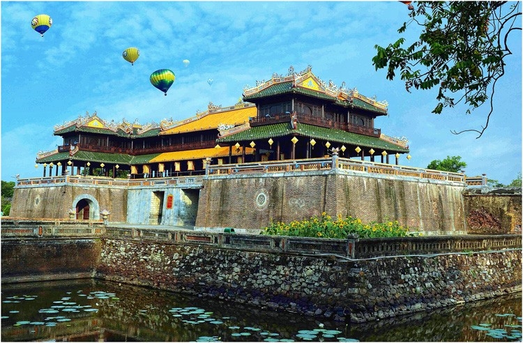 Bản in : “空中俯瞰古都顺化”热气球节即将在顺化市举行 | Vietnam+ (VietnamPlus)