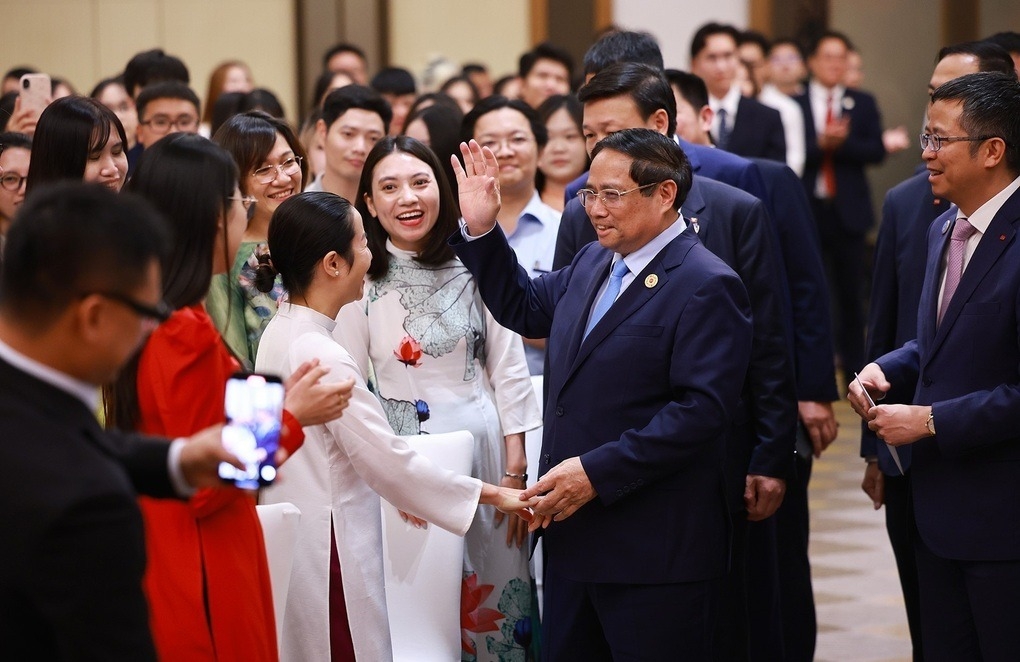 越南政府总理范明政会见旅居中国越南人社群代表 越南政府总理范明政会见旅居中国越南人社群代表
