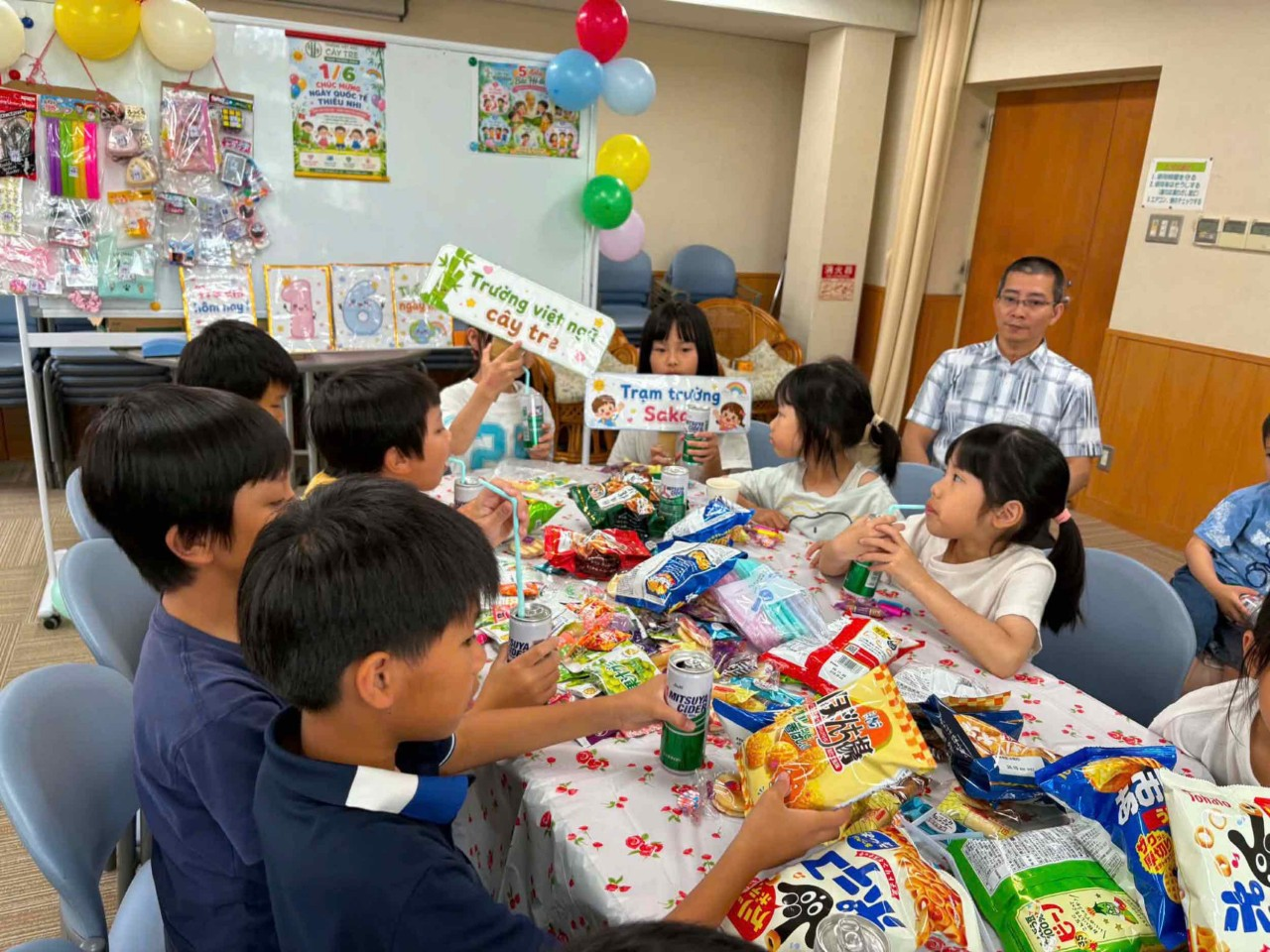 竹树越南语学校举办儿童节庆祝活动 竹树越南语学校举办儿童节庆祝活动