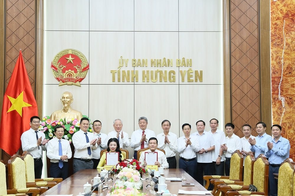 中国太平洋建设集团与兴安省加强经济投资合作 中国太平洋建设集团与兴安省加强经济投资合作