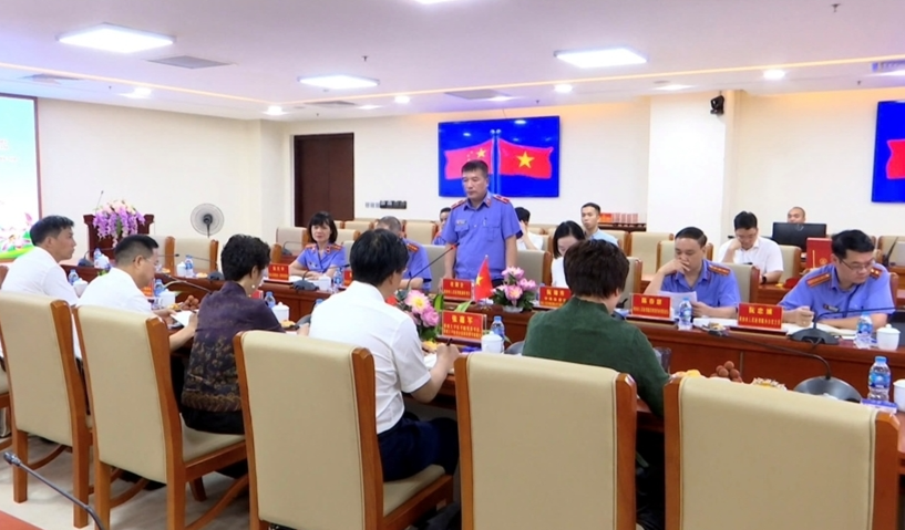 河内市人民检察院会见中国河南省人民检察院代表团 深化检察业务合作 河内市人民检察院会见中国河南省人民检察院代表团 深化检察业务合作